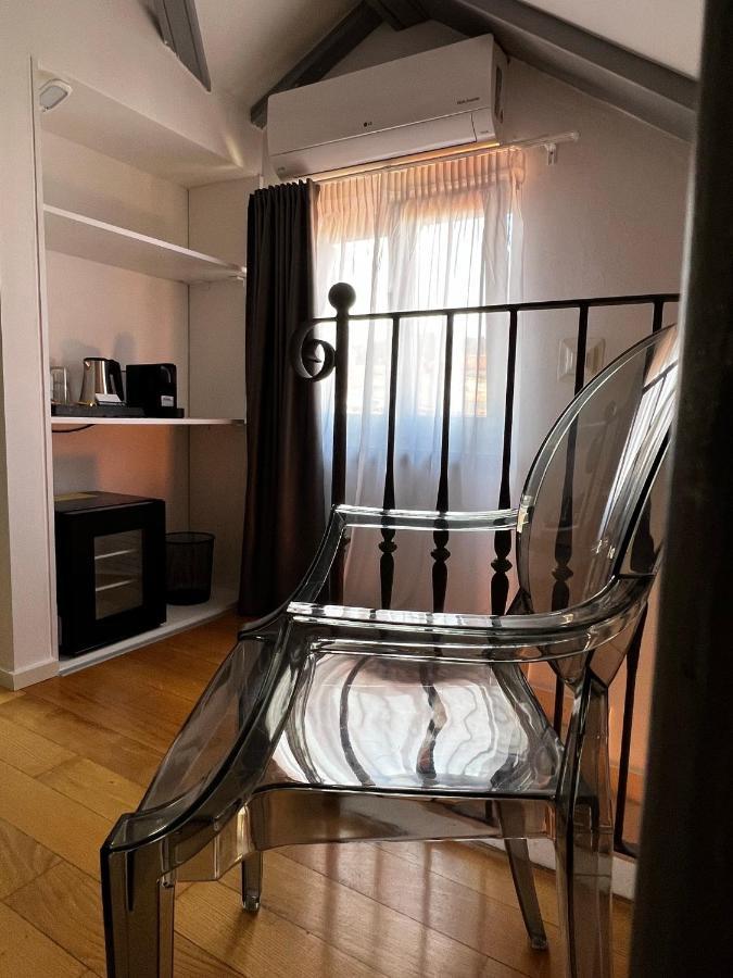 Отель Tri Lava Luxury Living Сплит Экстерьер фото